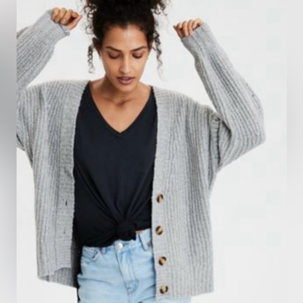 American Eagle | Gray Chunky Knit Cardigan Sweater - Picture 2 of 5
